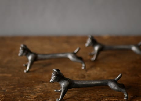 knife rest, Dog
