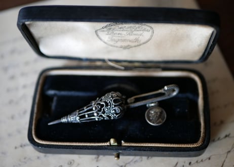アンブレラ 傘 ブローチ FRANCE antique BROCANTE vintage