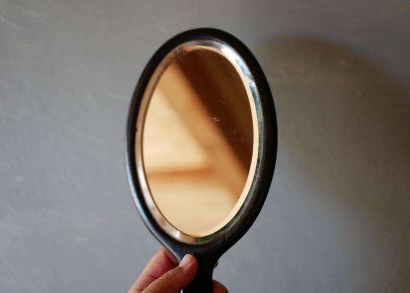 シックな黒の手鏡 ミラー 面取りガラス フランスアンティーク | mamantique