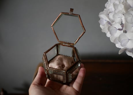 六角形　ピンク　オルモルガラス　ジュエリーボックス　フランスアンティーク  アンティークのある暮らし