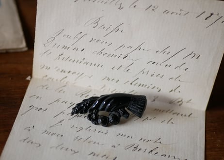 【商談中】Black Hand Brooch