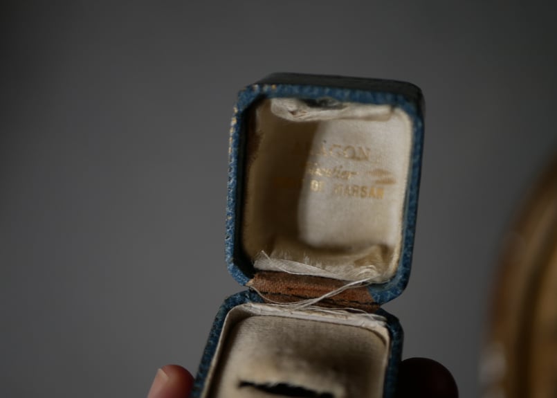 イタリアアンティーク　ジュエリーケース　脚付　ブロカント イタリアアンティーク ジュエリーケース 脚付 ブロカント