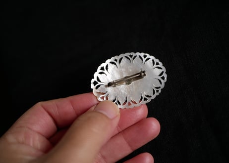 シェル　ヴィンテージブローチ　フランスブロカント　ブロカントのある生活