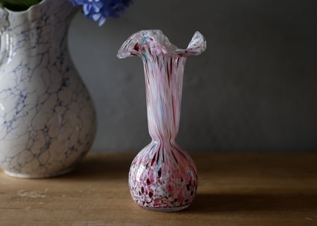 クリシー　フラワーベース　花器　オパリンガラス　フランスアンティーク　ブロカントのある暮らし