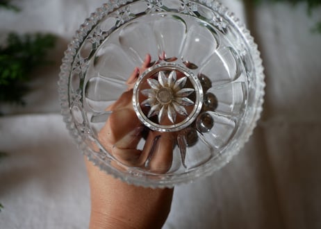 no.6 glass holder