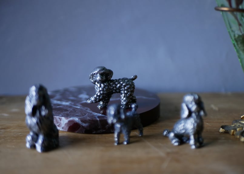 no.3 犬のフィギュリン ピューター フランスヴィンテージ ブロカント