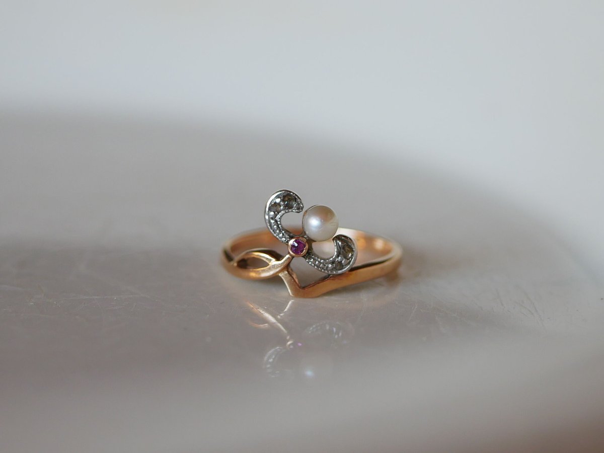 ヤドリギモチーフ 18K フランスアンティーク 指輪 アンティーク ヤドリギモチーフ 18K フランスアンティーク 指輪 アンティーク