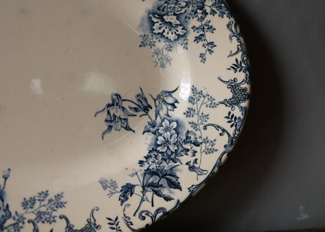 Oval plate
