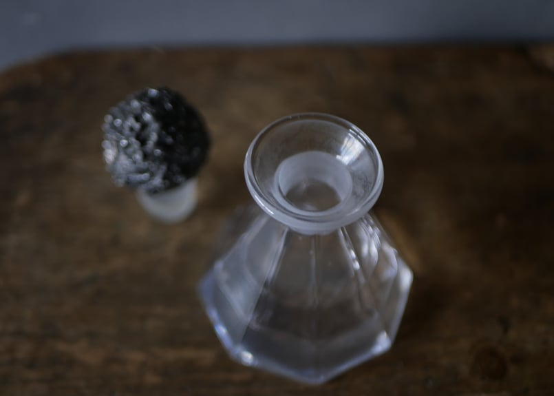 パフュームボトル 香水瓶 フランスブロカント アンティークのある