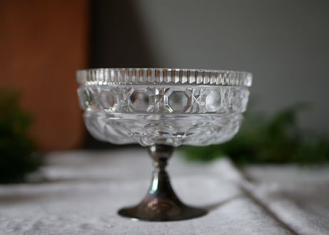 no.6 glass holder