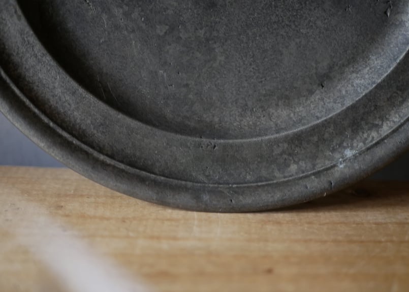 ピュータープレート フランスアンティーク アンティークのある暮らし