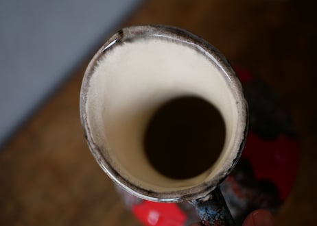 フランスヴィンテージ　赤いピッチャー　フラワーベース　花器　ブロカントのある生活