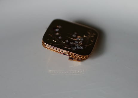 FBRO-02　ゴールドブローチ　K18　すずらん　 鈴蘭  アンティークブローチ　ナポレオン三世　フランスアンティーク