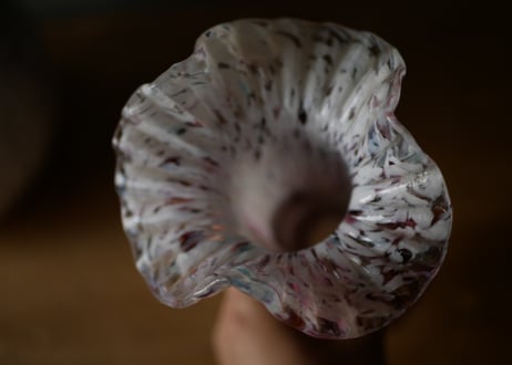 クリシー　フラワーベース　花器　オパリンガラス　フランスアンティーク　ブロカントのある暮らし