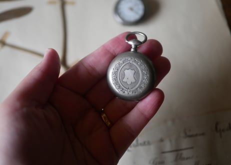 2 small watches