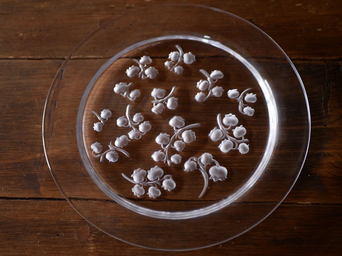 しゃたさん専用硝子にすずらんが遊ぶ★ラリック すずらん 21㎝ プレート 皿a しゃたさん専用硝子にすずらんが遊ぶ☆ラリック すずらん 21