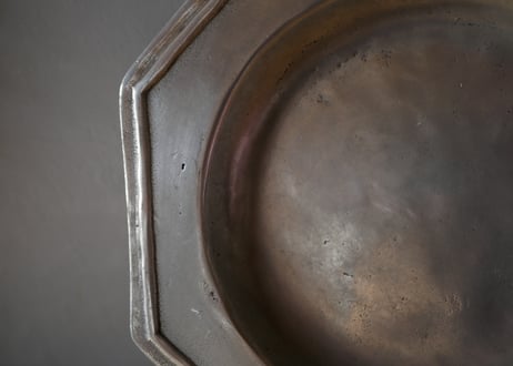 ピュータープレート　オクトゴナル　フランスアンティーク　アンティークのある暮らし　ブロカント