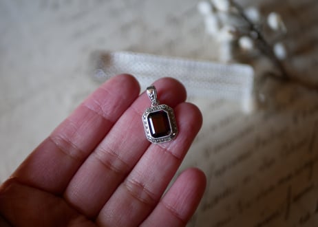 アールデコ　マーカサイト　シルバーネックレストップ　フランスヴィンテージ　ヴィンテージアクセサリー