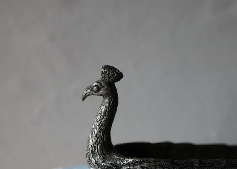 THUN トゥーン イタリア クジャクの置き物 孔雀 置物 夫婦 カップル 陶器 THUN トゥーン イタリア クジャクの置き物 孔雀 置物 夫婦