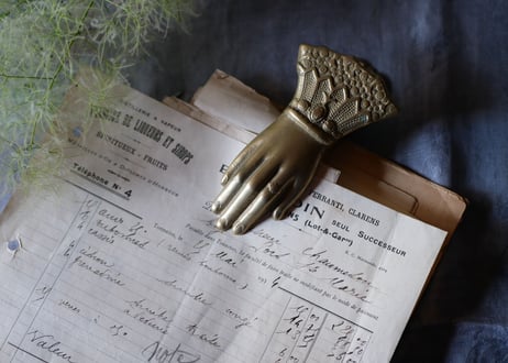 Hand Binder