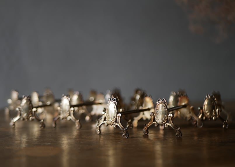 カトラリーレスト リボン フランスアンティーク アンティークのある