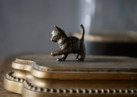 ブロンズ製　猫　オブジェ　パリ　フランスアンティーク　アンティークのある暮らし