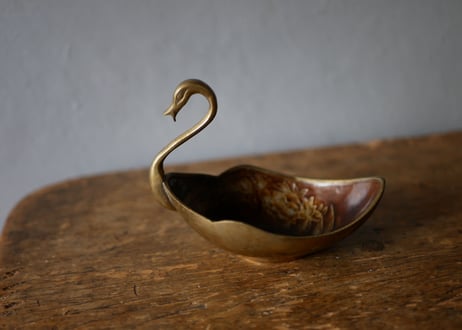 Swan bowl