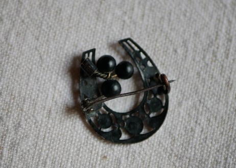 ホースシュー　フランスアンティーク　ブローチ　brocante