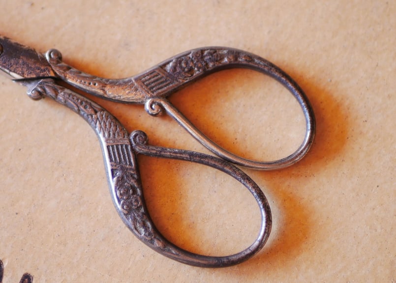 フランス　アンティーク　銀製品　1800年代　ハサミ　k18 フランス アンティーク 銀製品 1800年代 ハサミ k18 フランス