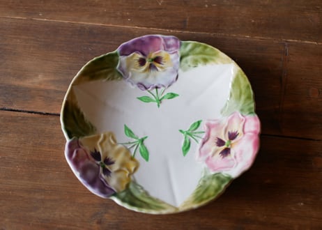 Barbotine plate　-Pansy-