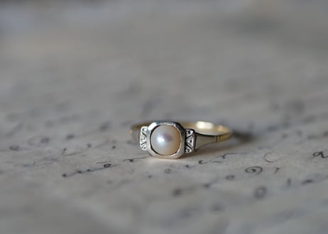 HOLD【商談中です】アールデコ　18金　ハーフパールのリング　フランスアンティーク　指輪