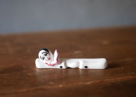 pierrot, knife rests