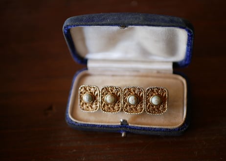 クラシカルなブローチ FRANCE antique BROCANTE vintage
