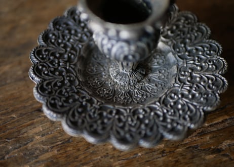 Candle holder