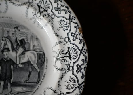 Grisaille plate, GIEN