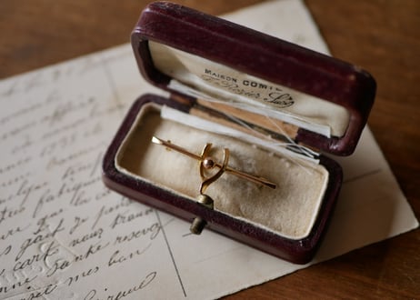 Edwardian 9CT GOLD brooch