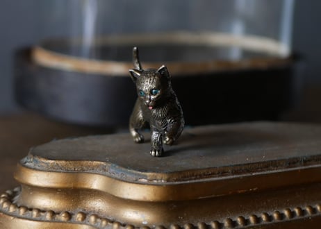 ブロンズ製　猫　オブジェ　パリ　フランスアンティーク　アンティークのある暮らし