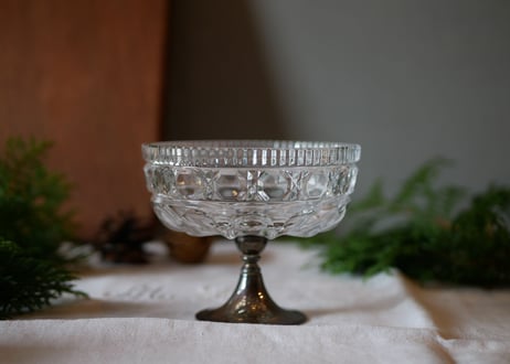 no.6 glass holder