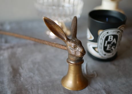 candle snuffer
