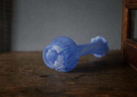 サテンガラス　アンティーク　フラワーベース　花器　花瓶　アンティークのある暮らし