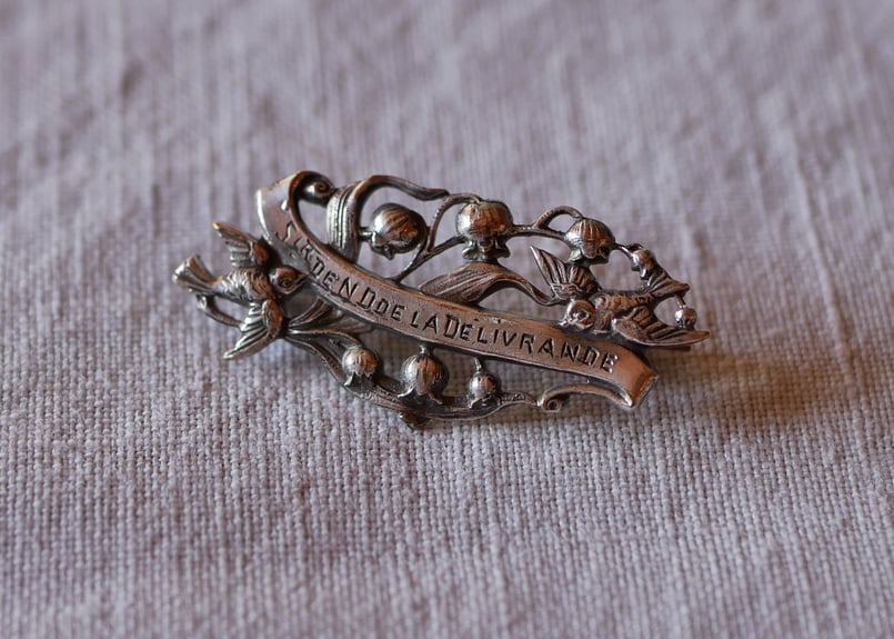 スウィートハートジュエリー スズラン エナメル シルバー ヴィンテージ