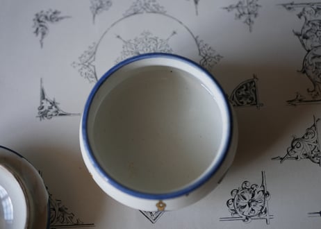 GIEN  ジアン　陶器の小さな入れ物　フランスアンティーク　アンティークのある生活