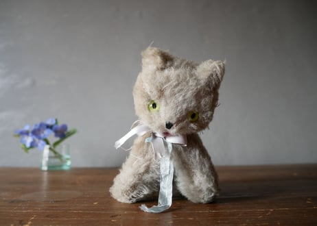 フランスアンティーク　子猫ちゃん　ぬいぐるみ