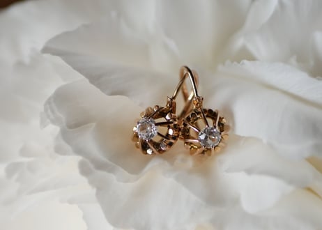 dormeuse earring