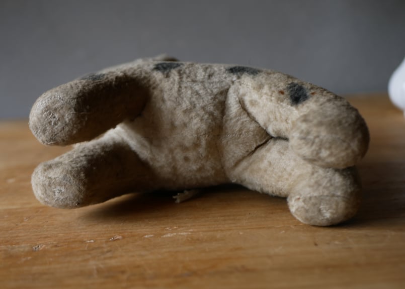 ドット柄のワンちゃん 犬 アンティークトイ ぬいぐるみ フランス