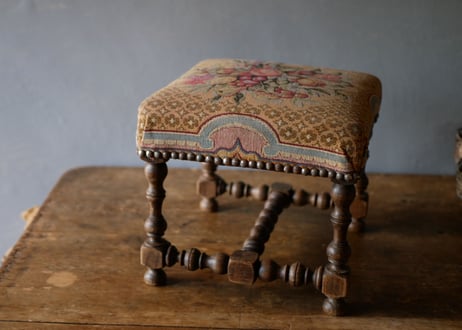 Old ottoman