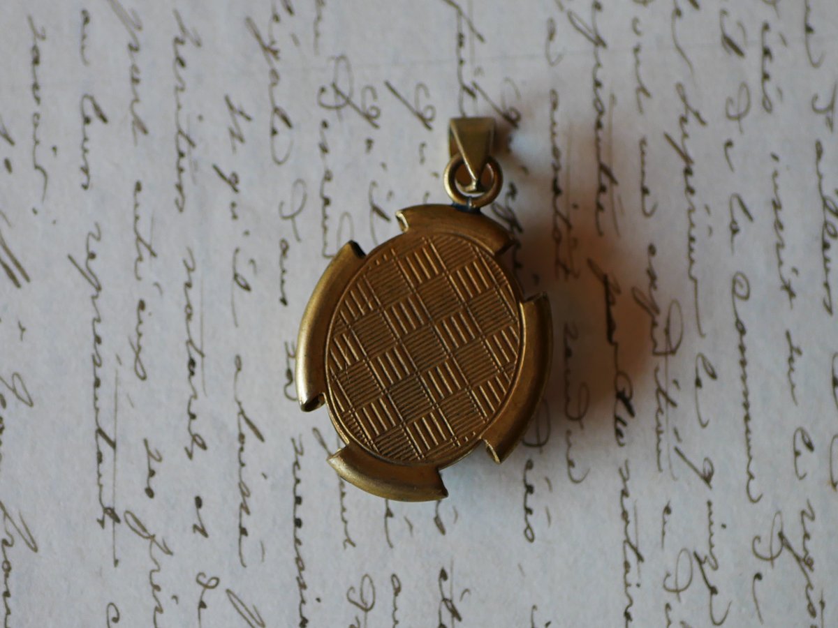 期間限定価格ネックレストップ　ペンダントトップ　フランスアンティーク　ブロカント ルーサイトネックレス ペンダントトップ ローズ フランス