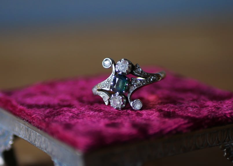 アンティーク＊K18＊美しい天然サファイア＆シードパールソ付リングです アンティーク＊K18＊美しい天然サファイア＆シードパールソ付