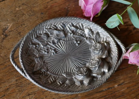 mini plate. Roses