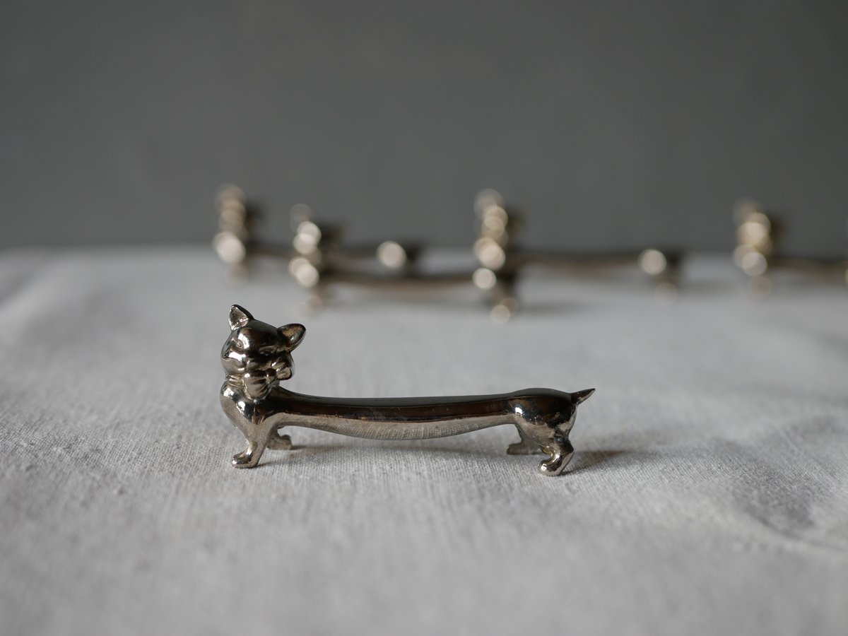 首にリボンをした猫のカトラリーレスト フランスヴィンテージ